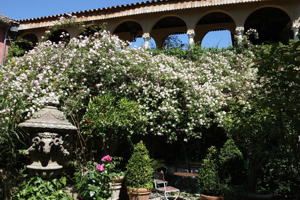Jardins Secrets Hotel Nimes Bagian luar foto