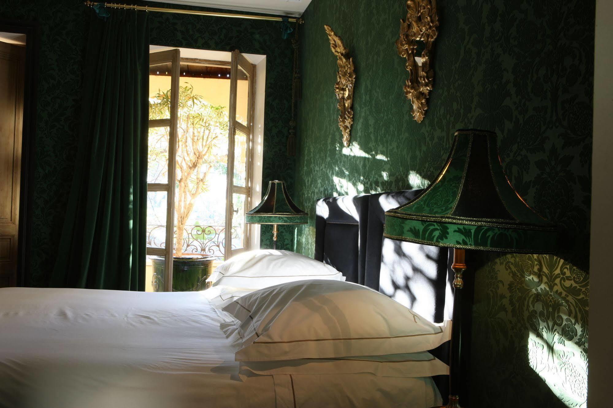 Jardins Secrets Hotel Nimes Bagian luar foto