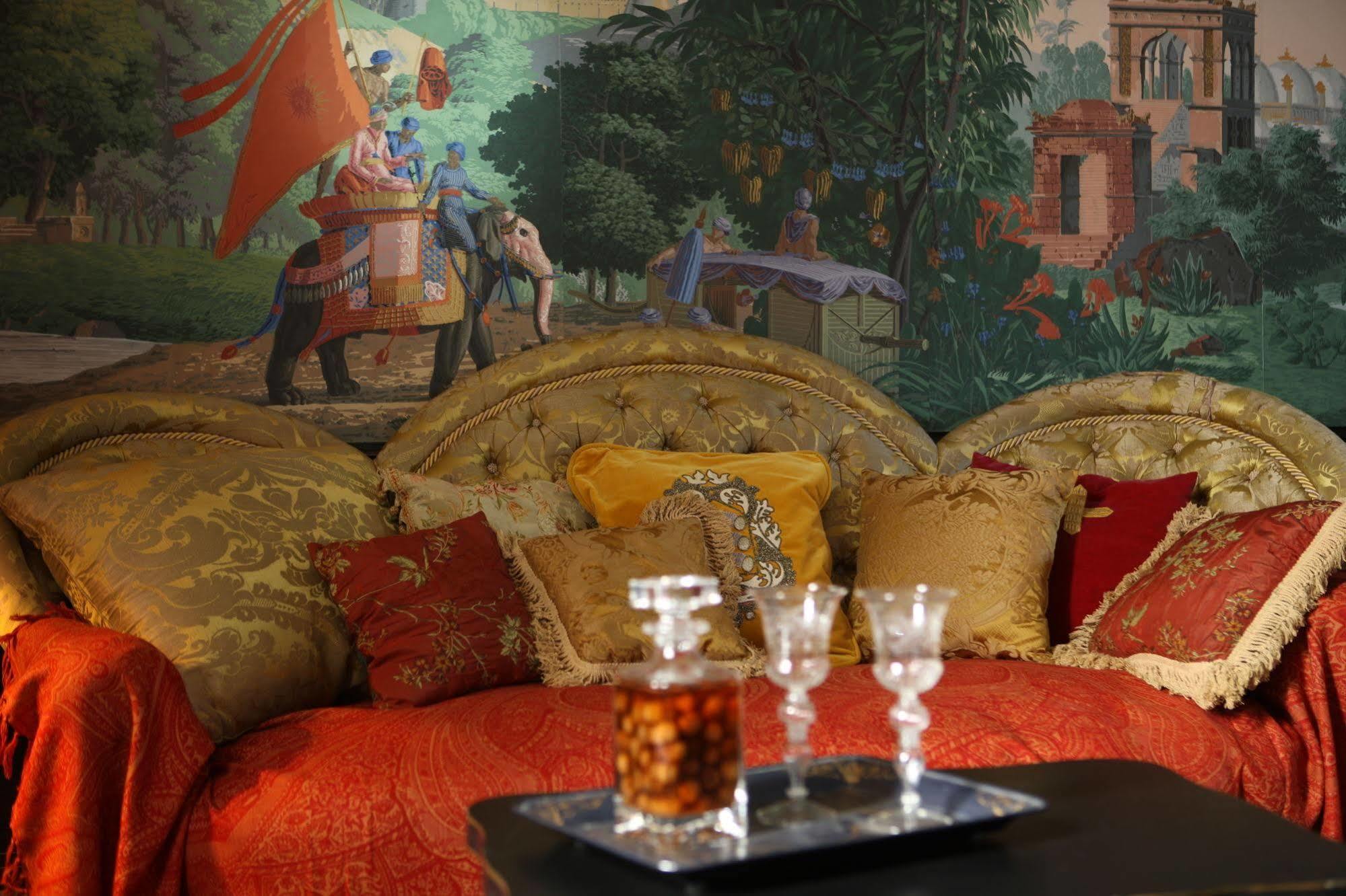 Jardins Secrets Hotel Nimes Bagian luar foto