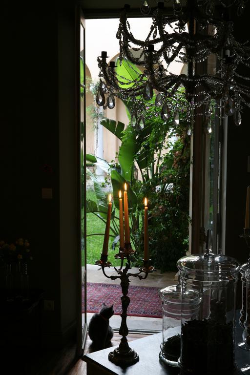 Jardins Secrets Hotel Nimes Bagian luar foto